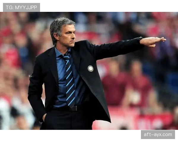 滕哈赫执教英超球队近期表现稳健，战术调整初见成效