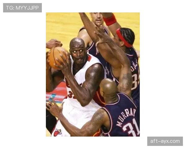 大卫·罗宾逊背身单打效率提升 助力马刺内线统治对比奥尼尔明显